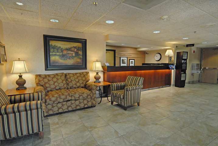 Hampton Inn Des Moines-Airport Bagian luar foto